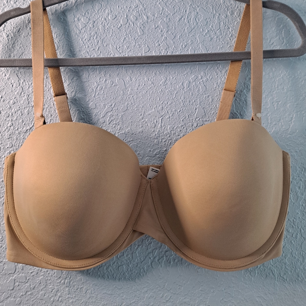 Maidenform Strapless Adjustable Straps 40DD NWOT